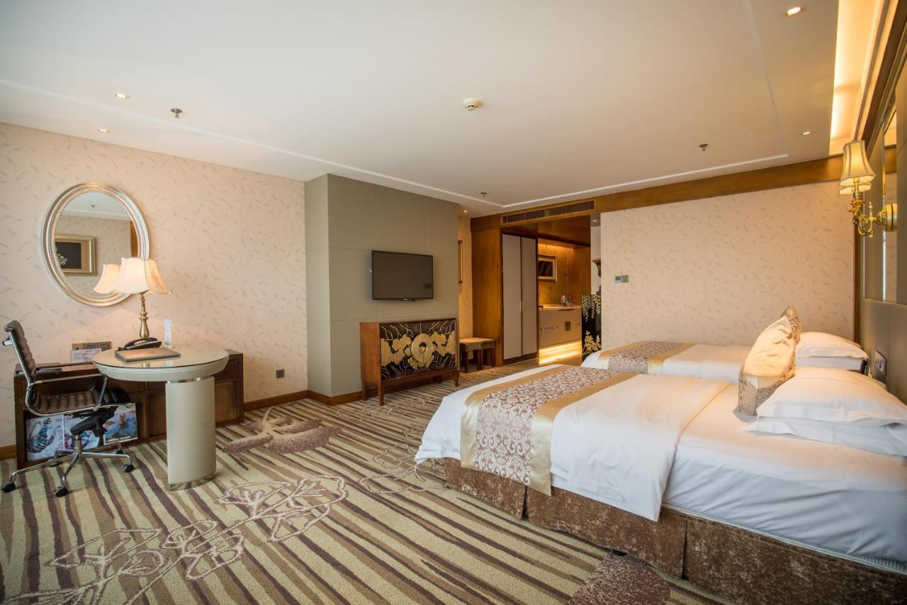 Sunshine Hotel Жангжиаже Екстериор снимка