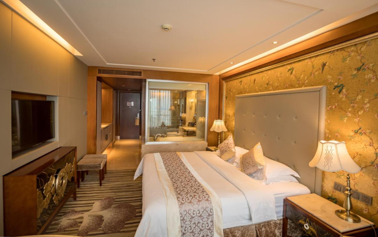 Sunshine Hotel Жангжиаже Екстериор снимка