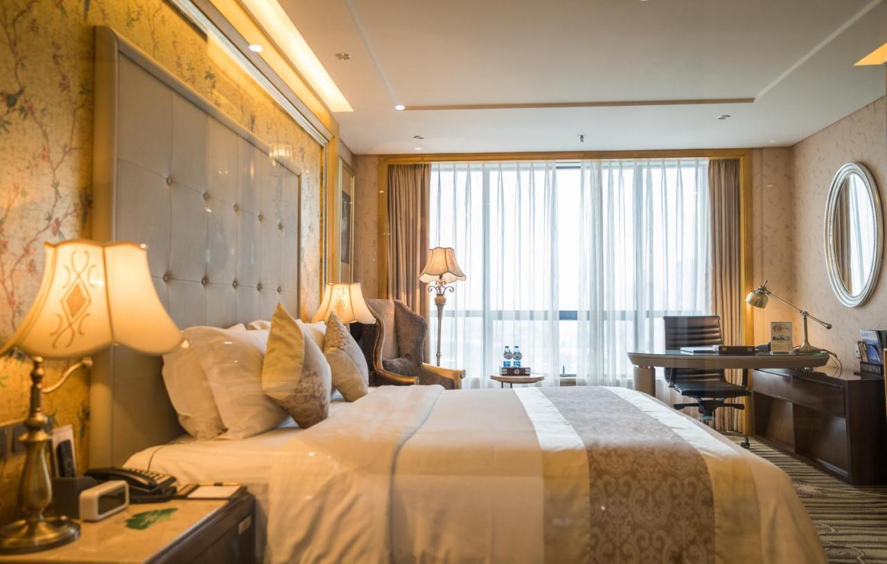 Sunshine Hotel Жангжиаже Екстериор снимка