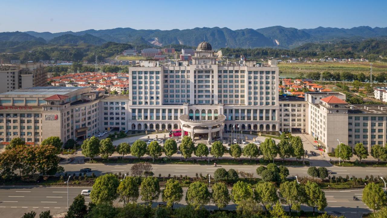 Sunshine Hotel Жангжиаже Екстериор снимка
