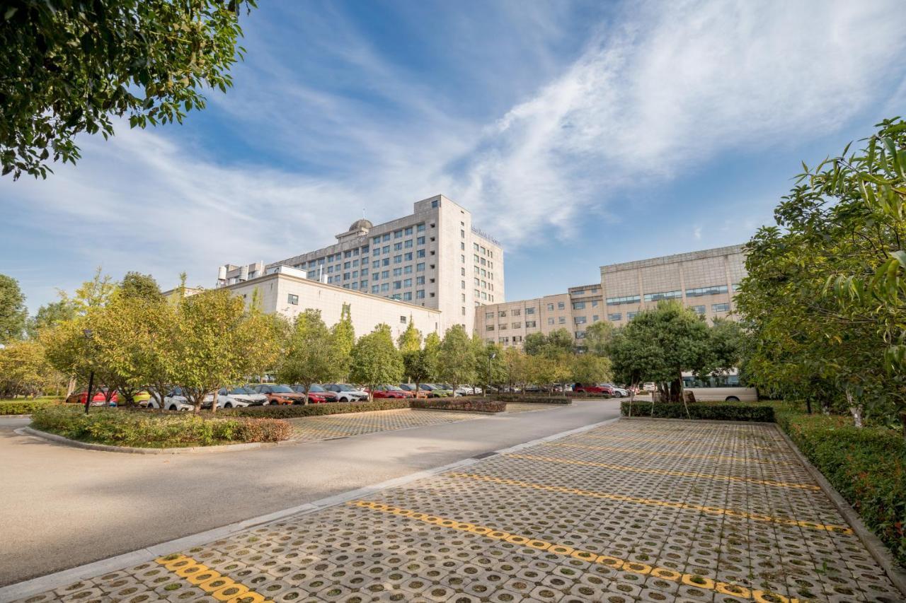 Sunshine Hotel Жангжиаже Екстериор снимка
