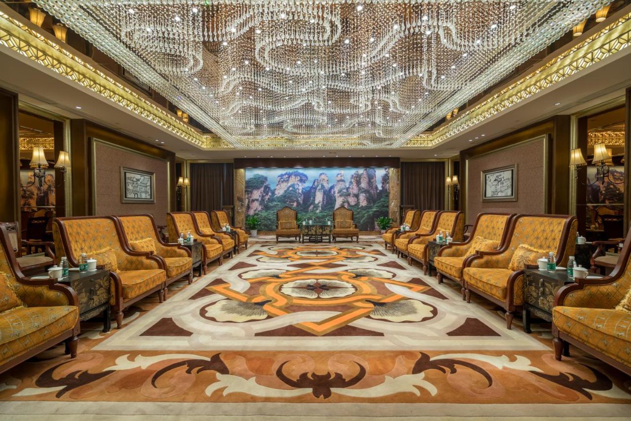 Sunshine Hotel Жангжиаже Екстериор снимка