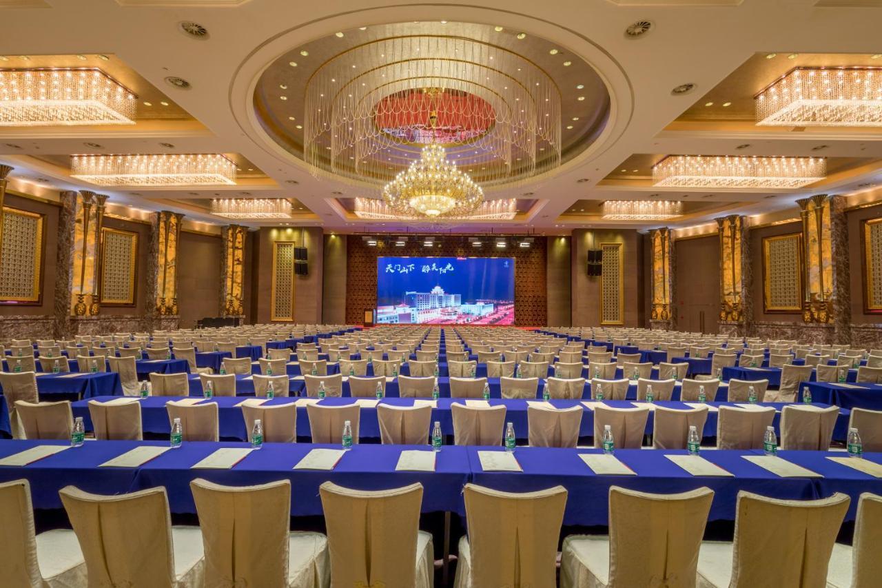 Sunshine Hotel Жангжиаже Екстериор снимка