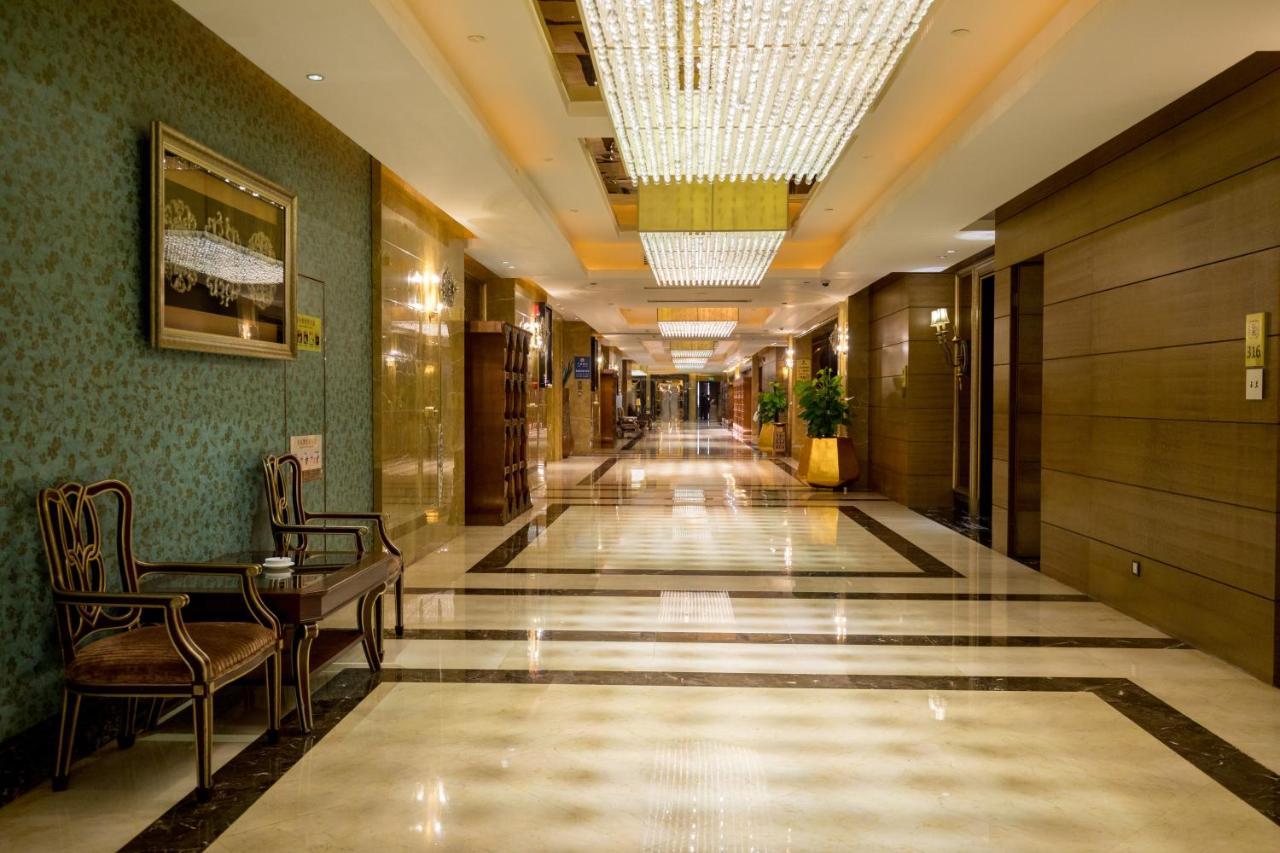 Sunshine Hotel Жангжиаже Екстериор снимка