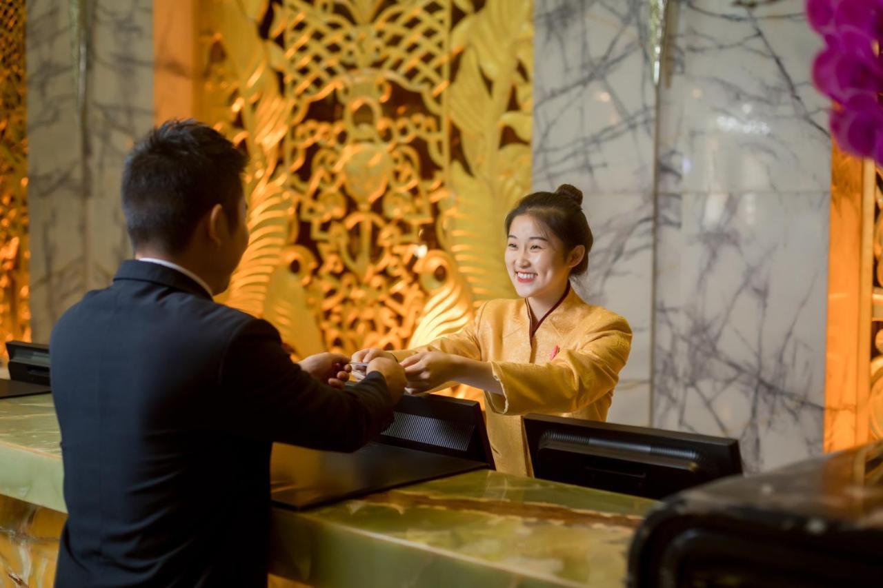 Sunshine Hotel Жангжиаже Екстериор снимка