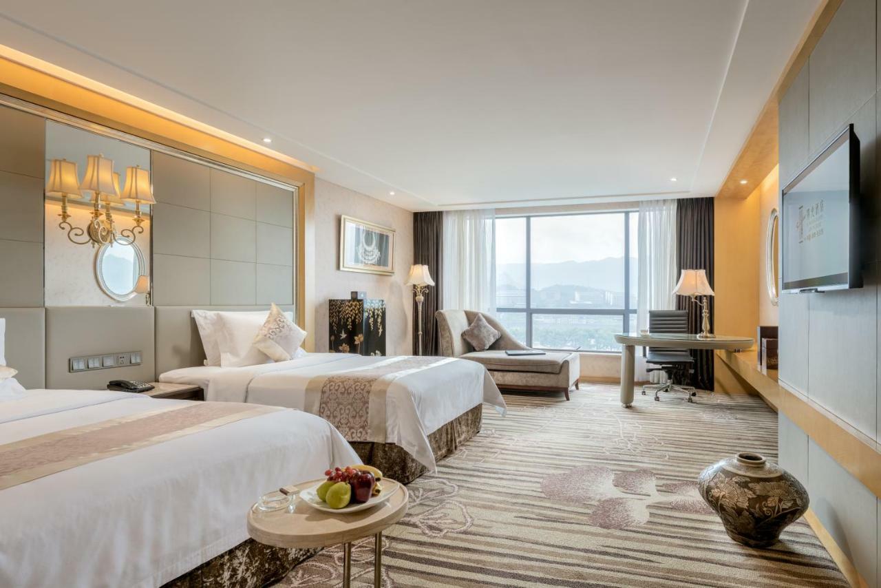 Sunshine Hotel Жангжиаже Екстериор снимка