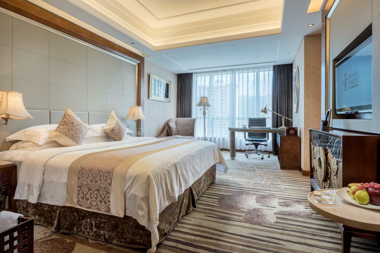 Sunshine Hotel Жангжиаже Екстериор снимка